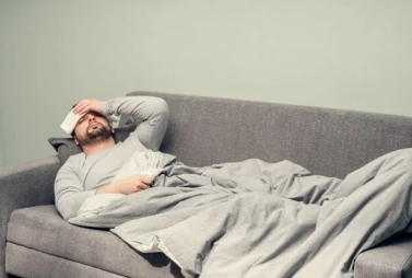 мужчина алкоголик